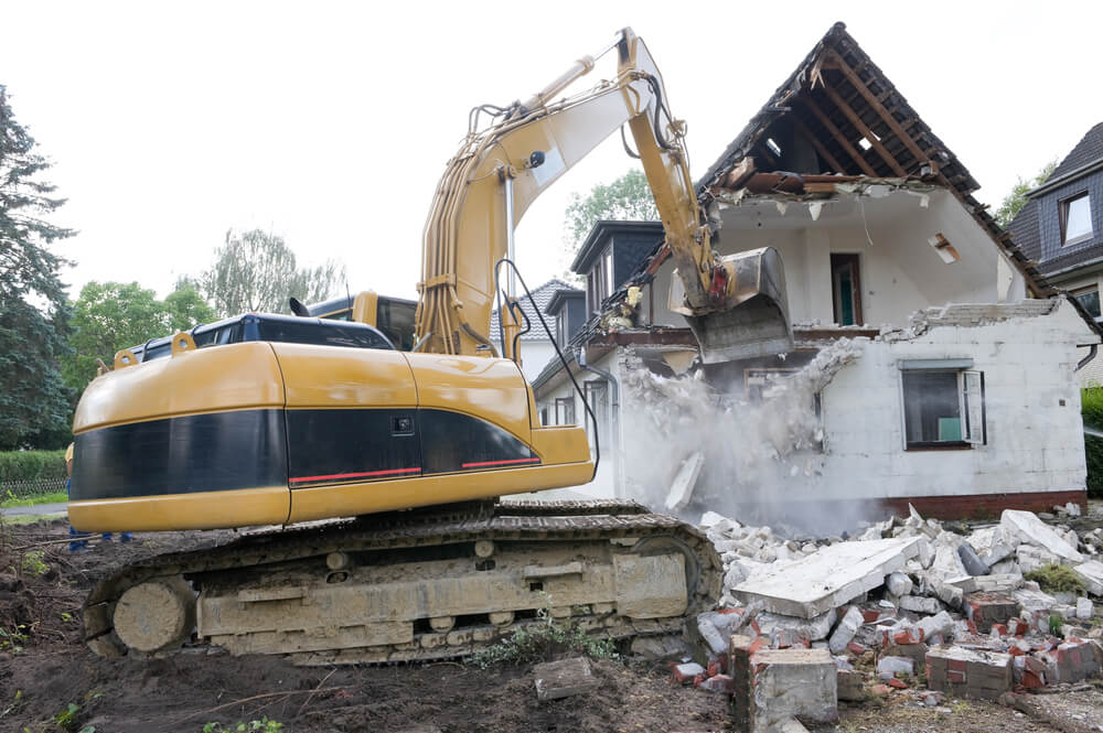 Búranie domu Bratislava